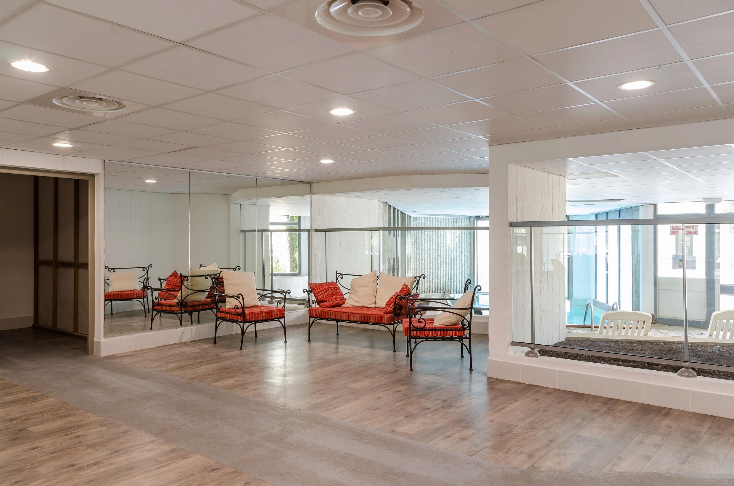 Sowell Hotels Ardeche Grospierres Dış mekan fotoğraf